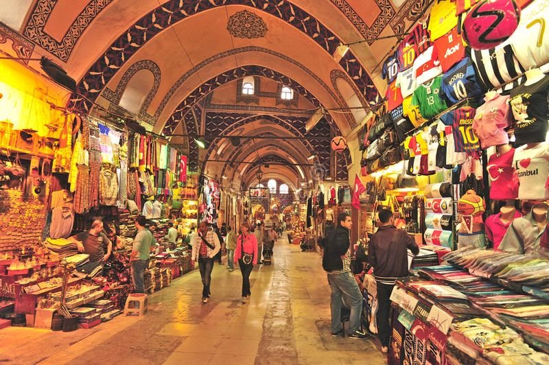 أشهر أسواق الملابس في اسطنبول