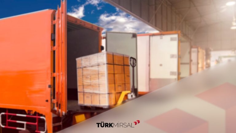 خدمة تتبع الشحنات