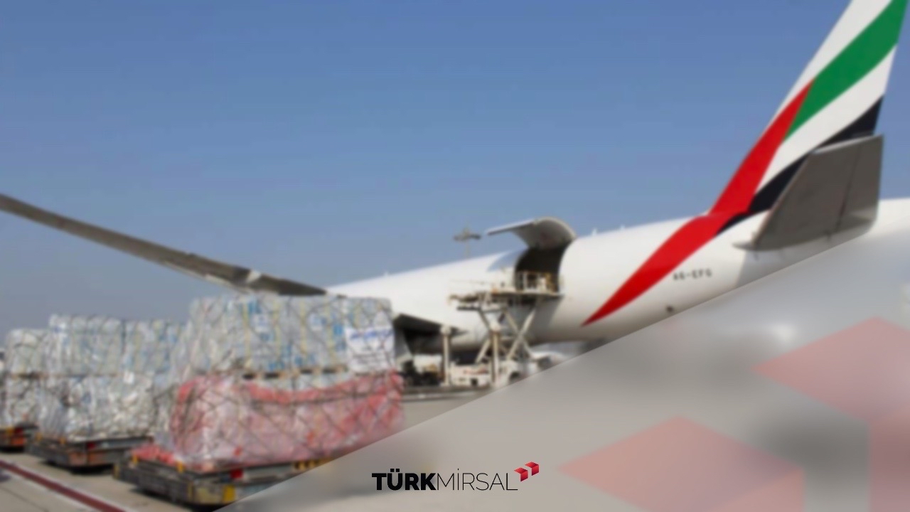 الشحن الجوي في الإمارات